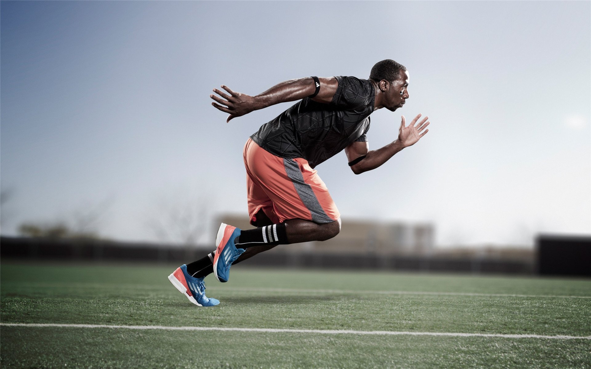 九游下载中心-篮球训练营暑期档火爆招募少年选手竞争强度创历年之最，篮球训练营暑假招生海报  第5张